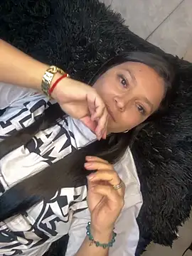 Zui Rouse online show from September 2025 01:28:02 AM