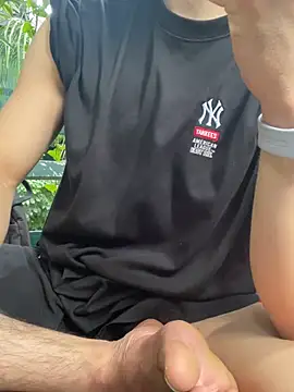 anhkiet huang online show from March 2026 05:05:01 AM