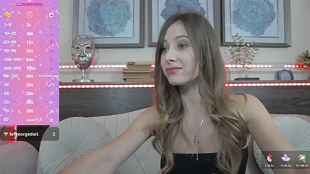 Snapshot of MuseDollX chatting on November 2025 08:40:02 PM MuseDollX online show from November 2025 08:40:02 PM