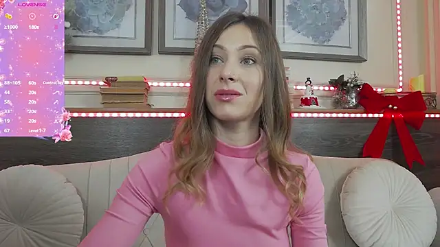 Snapshot of MuseDollX chatting on December 2025 08:28:02 PM MuseDollX online show from December 2025 08:28:02 PM