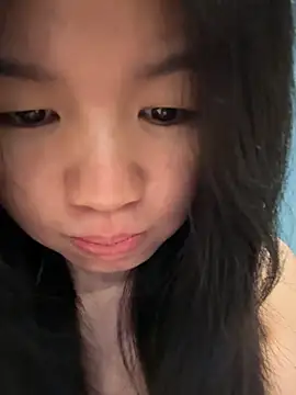 xiaoxun520 online show from October 2025 11:10:02 AM