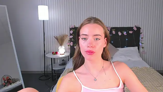 Ameli Povilain online show from September 2025 11:49:02 AM