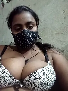 Snapshot of Schii69 chatting on November 2025 06:52:02 PM Schii69 online show from November 2025 06:52:02 PM