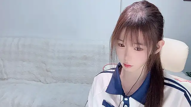 Snapshot of Xiao-runbao chatting on November 2025 12:21:02 PM Xiao-runbao online show from November 2025 12:21:02 PM