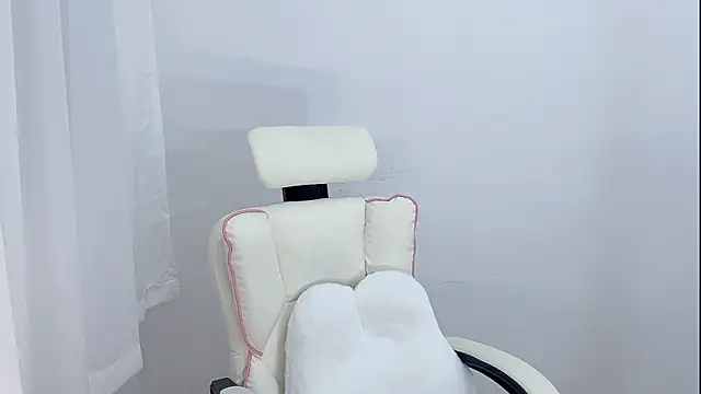 Snapshot of Xiao-runbao chatting on October 2025 02:06:02 PM Xiao-runbao online show from October 2025 02:06:02 PM