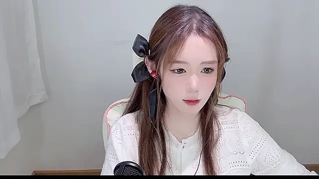 Xiao-runbao online show from September 2025 01:28:01 PM
