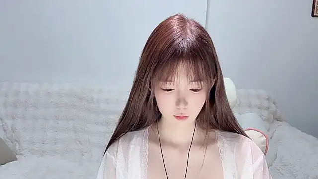 Snapshot of Xiao-runbao chatting on November 2025 01:37:02 PM Xiao-runbao online show from November 2025 01:37:02 PM