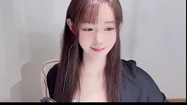 Xiao-runbao online show from October 2025 12:35:01 PM