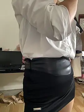 susu baby online show from November 2025 05:11:02 AM