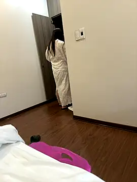 susu baby online show from November 2025 01:50:02 AM