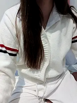 susu baby online show from February 2026 01:31:02 PM