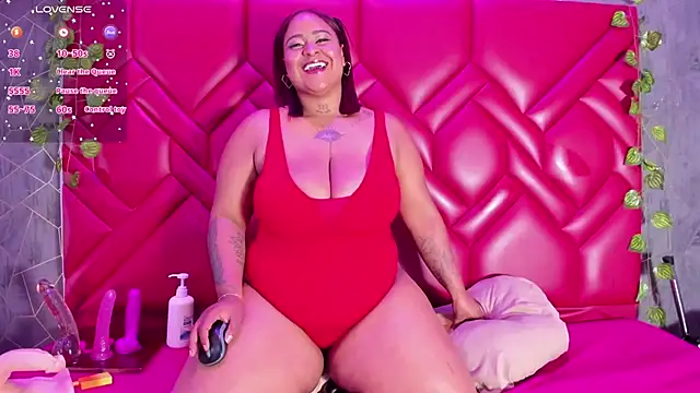 CynthiaGale online show from November 2025 01:48:02 AM