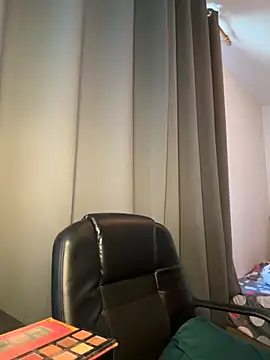 -RAHELA- online show from October 2025 11:42:01 AM