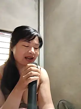 kute-00 online show from November 2025 03:05:01 AM