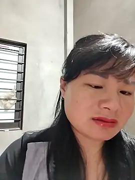 kute-00 online show from November 2025 03:00:02 PM