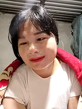 kute-00 online show from November 2025 10:04:01 PM