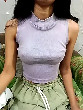 Daizy Shah online show from March 2026 07:03:01 PM