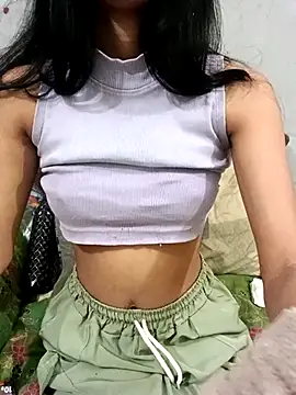 Daizy Shah online show from April 2026 04:10:02 PM