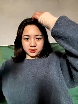 Lonnina online show from November 2025 05:45:02 AM