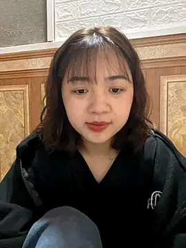 Lonnina online show from November 2025 07:33:02 AM