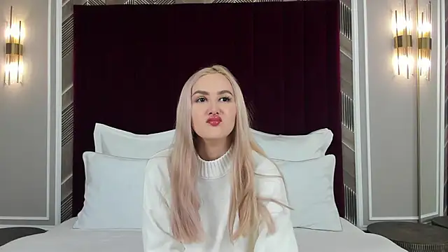 BarbieMilne online show from October 2025 03:15:01 PM