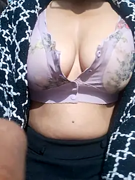 Your-sweety online show from December 2025 04:34:02 AM