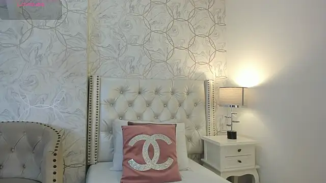 amara rousse online show from December 2025 11:38:02 AM