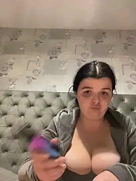 PrettyPaigeBabe online show from November 2025 01:42:01 AM