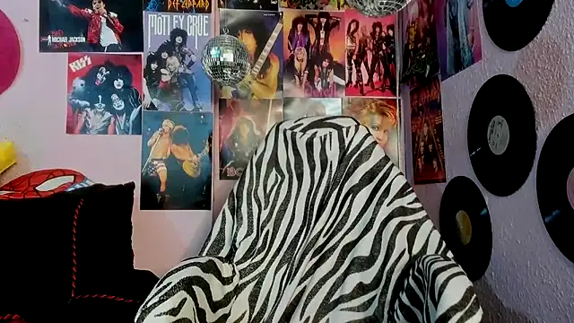 Avril Maria online show from February 2026 07:47:01 PM