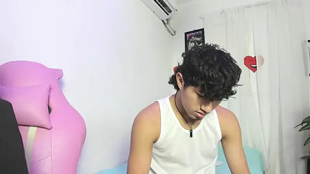 Laura and Kevin online show from February 2026 08:19:02 PM