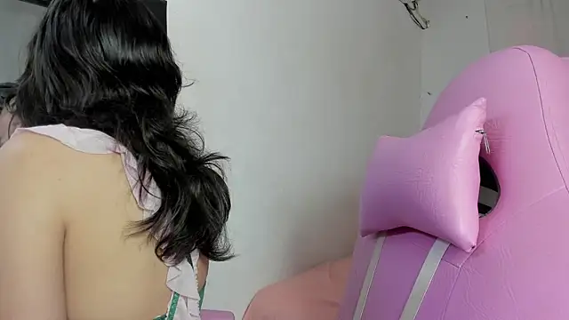 Laura and Kevin online show from January 2026 07:51:02 PM