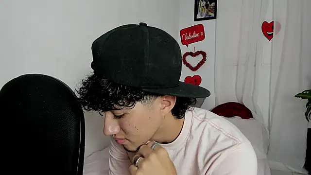 Laura and Kevin online show from February 2026 06:20:01 PM