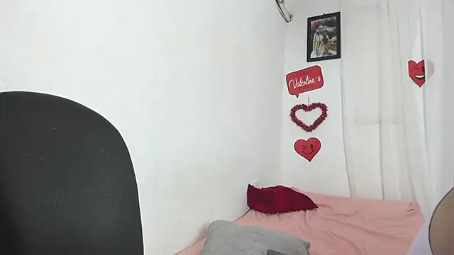 Laura and Kevin online show from February 2026 09:12:01 PM