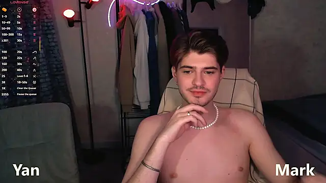 itsyanbb online show from November 2025 04:23:02 PM