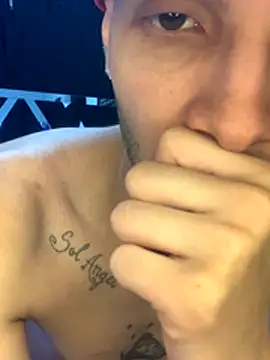 zoeandangel online show from October 2025 03:38:01 AM