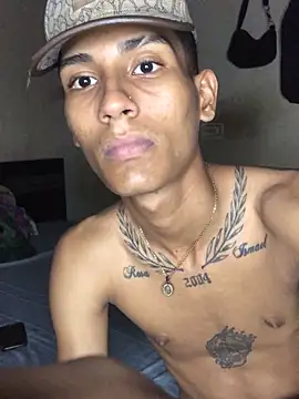 Snapshot of cofla_30 chatting on October 2025 12:00:02 AM cofla 30 online show from October 2025 12:00:02 AM