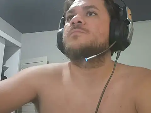 Miguelion2308 online show from January 2026 01:43:02 AM