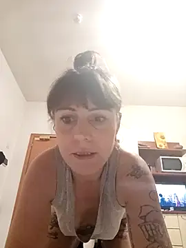 Nikita2406 online show from October 2025 06:41:02 PM