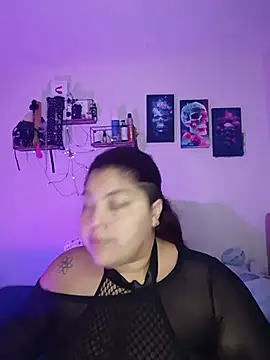 Snapshot of kendra_lil_evill chatting on May 2026 10:33:02 AM kendra lil evill online show from May 2026 10:33:02 AM