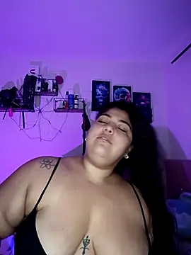 Snapshot of kendra_lil_evill chatting on May 2026 10:49:01 AM kendra lil evill online show from May 2026 10:49:01 AM