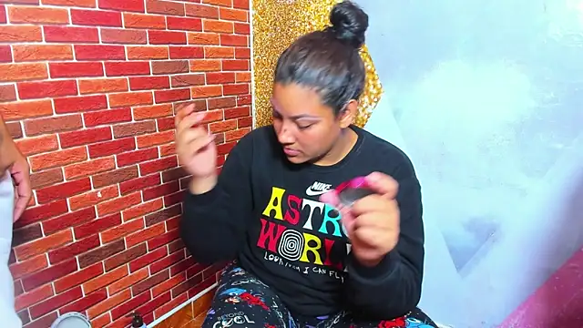 sweet sexy bitch42 online show from October 2025 03:28:01 AM