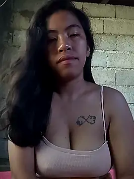 Yapsyxx online show from November 2025 12:00:01 AM