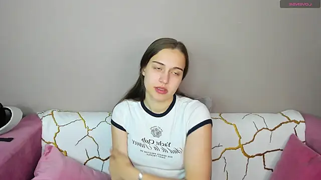 Alisa  Kelly online show from October 2025 12:45:02 AM