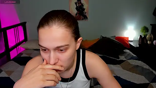 Alisa  Kelly online show from November 2025 02:15:02 AM