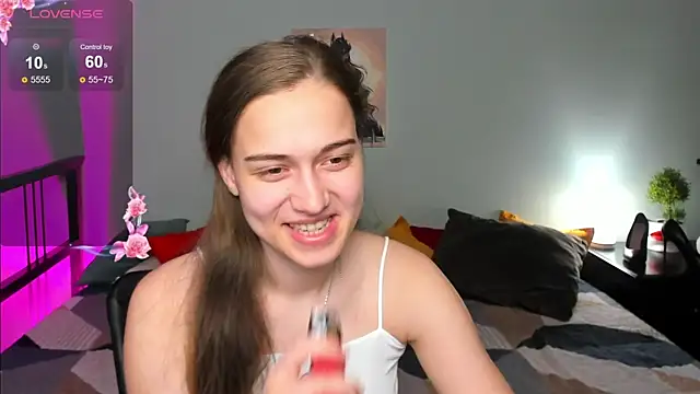 Alisa  Kelly online show from October 2025 12:43:01 AM