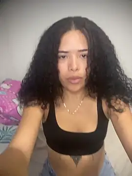 Snapshot of KarimAnxiex chatting on November 2025 11:59:02 AM KarimAnxiex online show from November 2025 11:59:02 AM