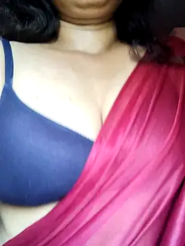 SoftButDeadly0 online show from October 2025 10:16:01 AM