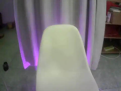 Linngao online show from October 2025 02:56:01 AM