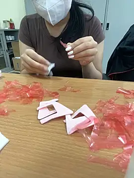 Snapshot of ThuPhuong-Tr chatting on September 2025 04:19:02 AM ThuPhuong-Tr online show from September 2025 04:19:02 AM