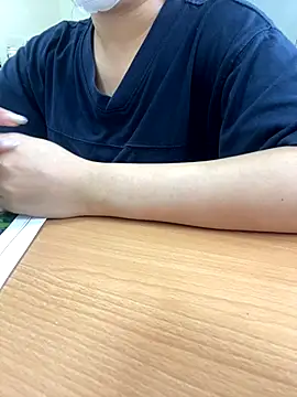 Snapshot of ThuPhuong-Tr chatting on September 2025 06:53:02 AM ThuPhuong-Tr online show from September 2025 06:53:02 AM